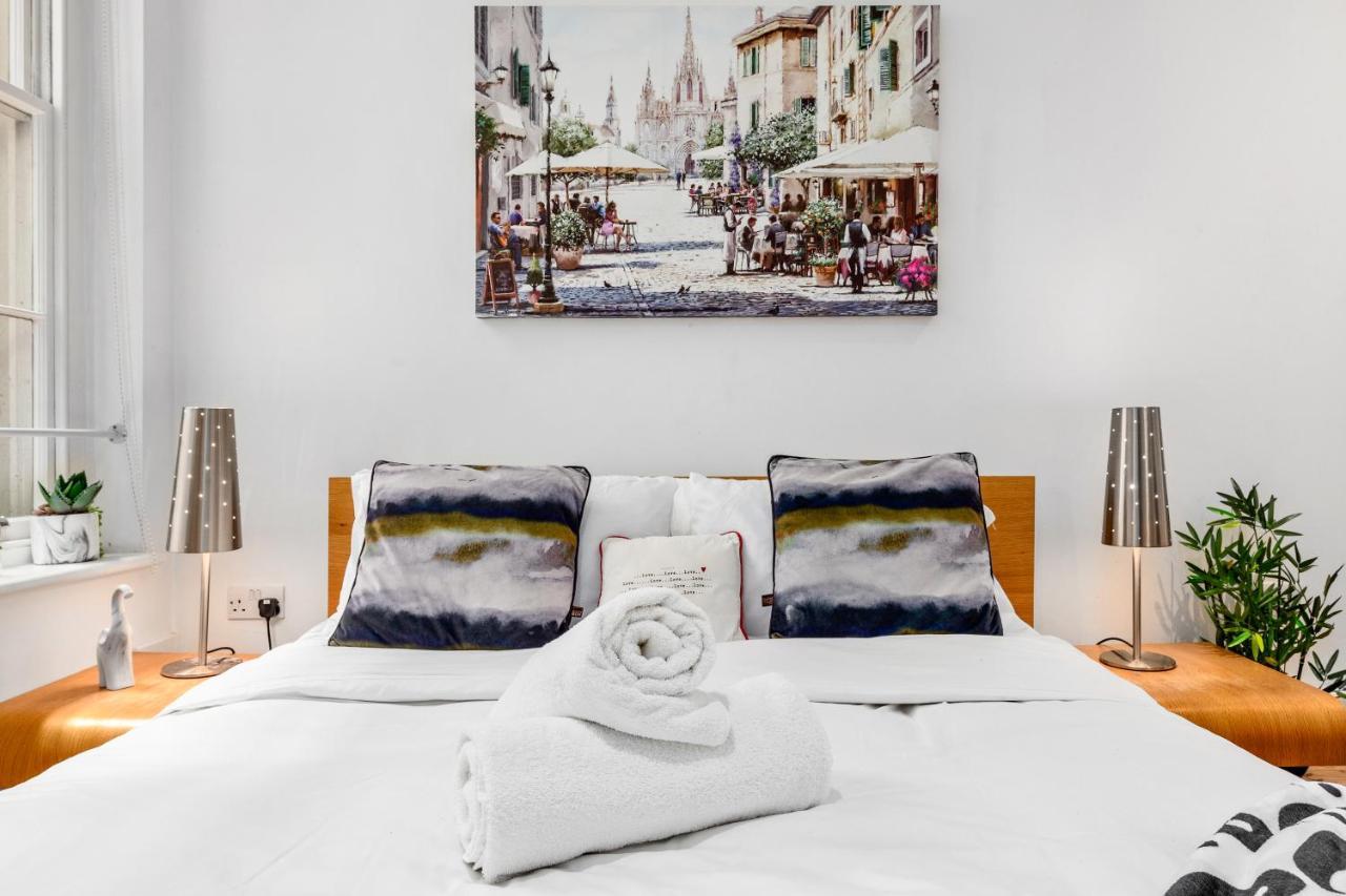 3-Bedroom Flat In London Sleeps 14 Hy1 Exterior foto